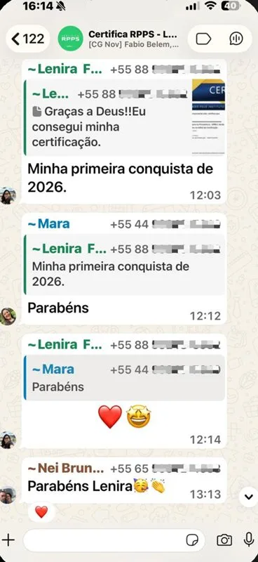 Alunas comemoram no grupo do Certifica RPPS: "Graças a Deus consegui minha certificação" e "Minha primeira conquista de 2026".